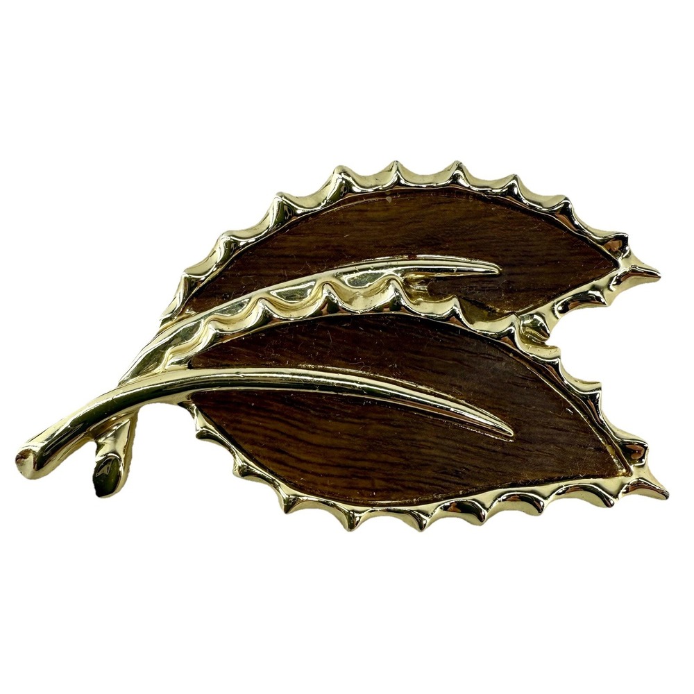 Vintage Sarah Coventry "Wooded Beauty"‎ Leaf Brooch Gold Tone Wood Inlay 1968